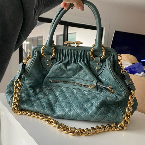Marc Jacobs Handbags - Marc Jacobs Purse